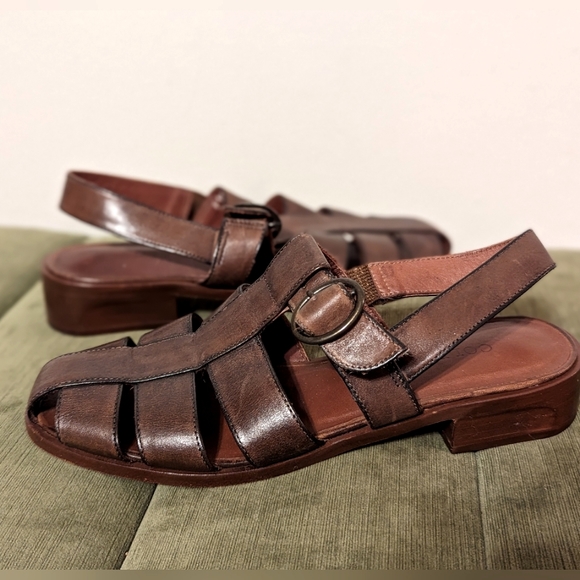 Cole Haan Shoes - Cole Haan Fisherman Brown Leather Shoes Sandals